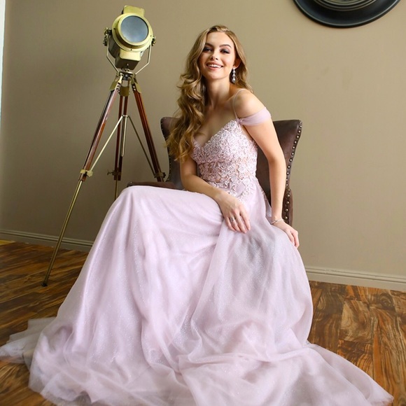 Meet your Posher, Lis - Picture 1 of 1